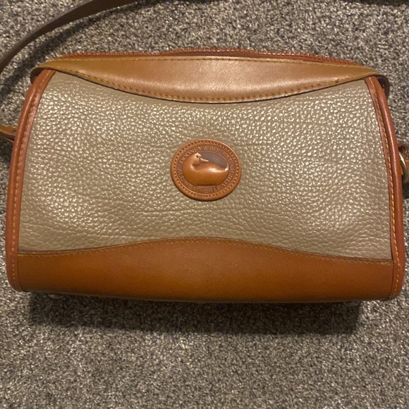 Dooney and Bourke Vintage Leather Purse - Picture 3 of 11
